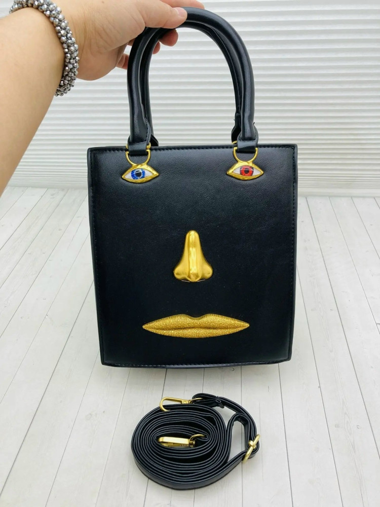Эффектная сумочка
