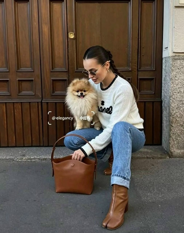Женская кофта белая