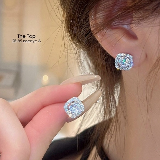 Серьги мягкий квадрат из камней