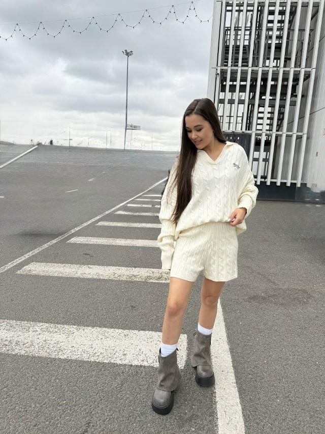 Трендовый костюм двойка с шортами