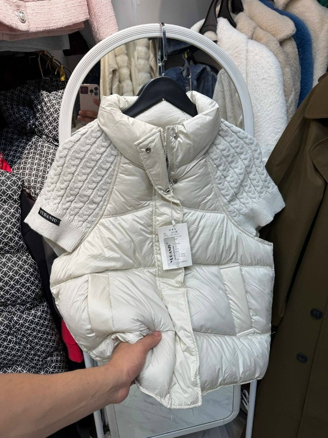 Стильная жилетка